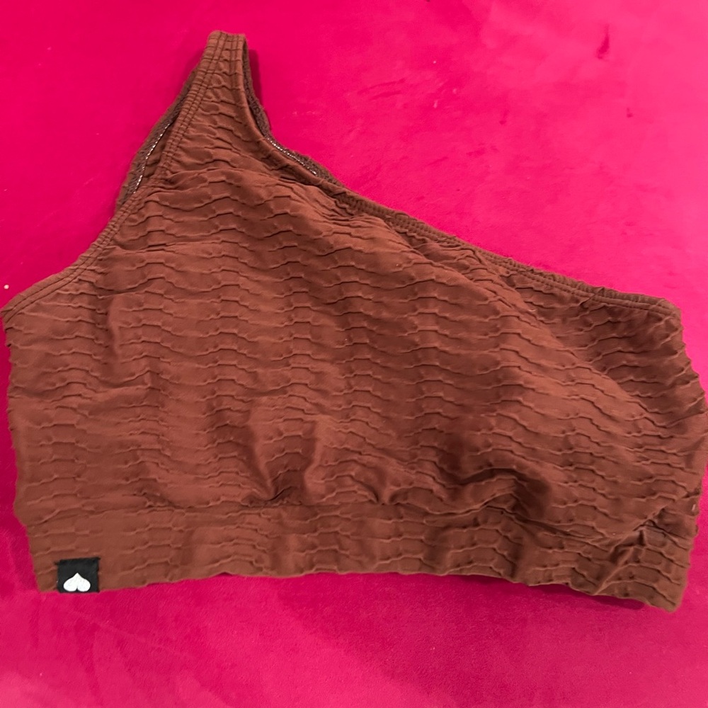 Booty by Brabants One-Shoulder Original Material Top